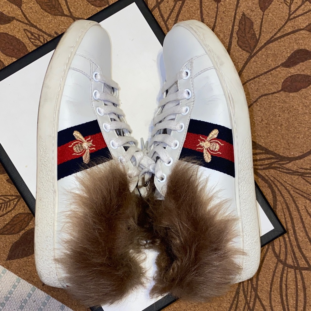 Gucci White Leather Sneakers with Brown Fur Trim